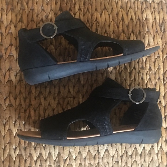 The KAIA Shootie Sandal by comfortview - Picture 8 of 14